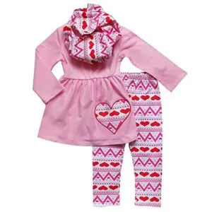 Little girl Valentine\'s Day outfit set.