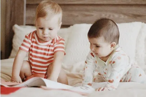 Reading is one of the best brain development activities for babies. Learn how it helps babies development and increase cognitive and social skills! 