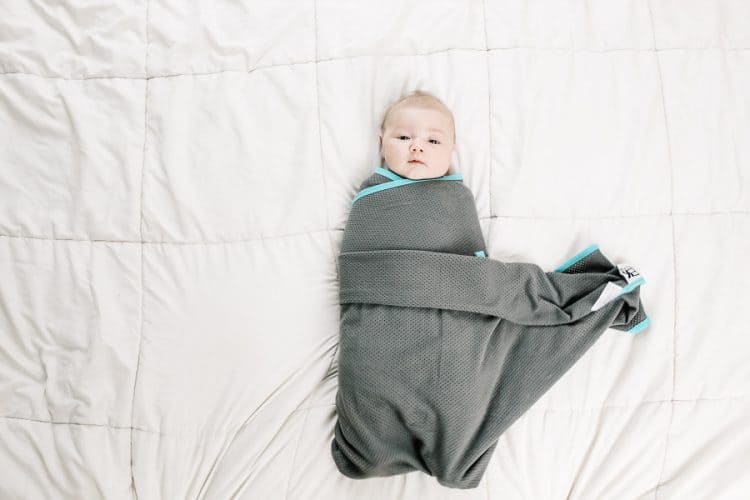 How to Swaddle a Baby Step By Step (Two Ways): A Visual Tutorial | The ...