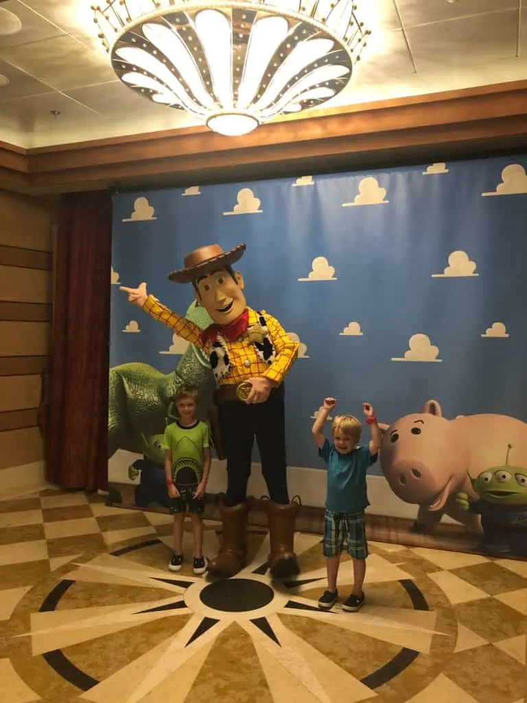 kids with Woody on Disney Dream