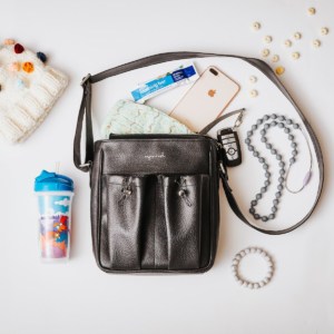 Thoughtful Gifts for New Moms After Birth | The Mom Friend