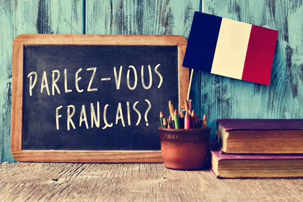 French words on chalkboard.