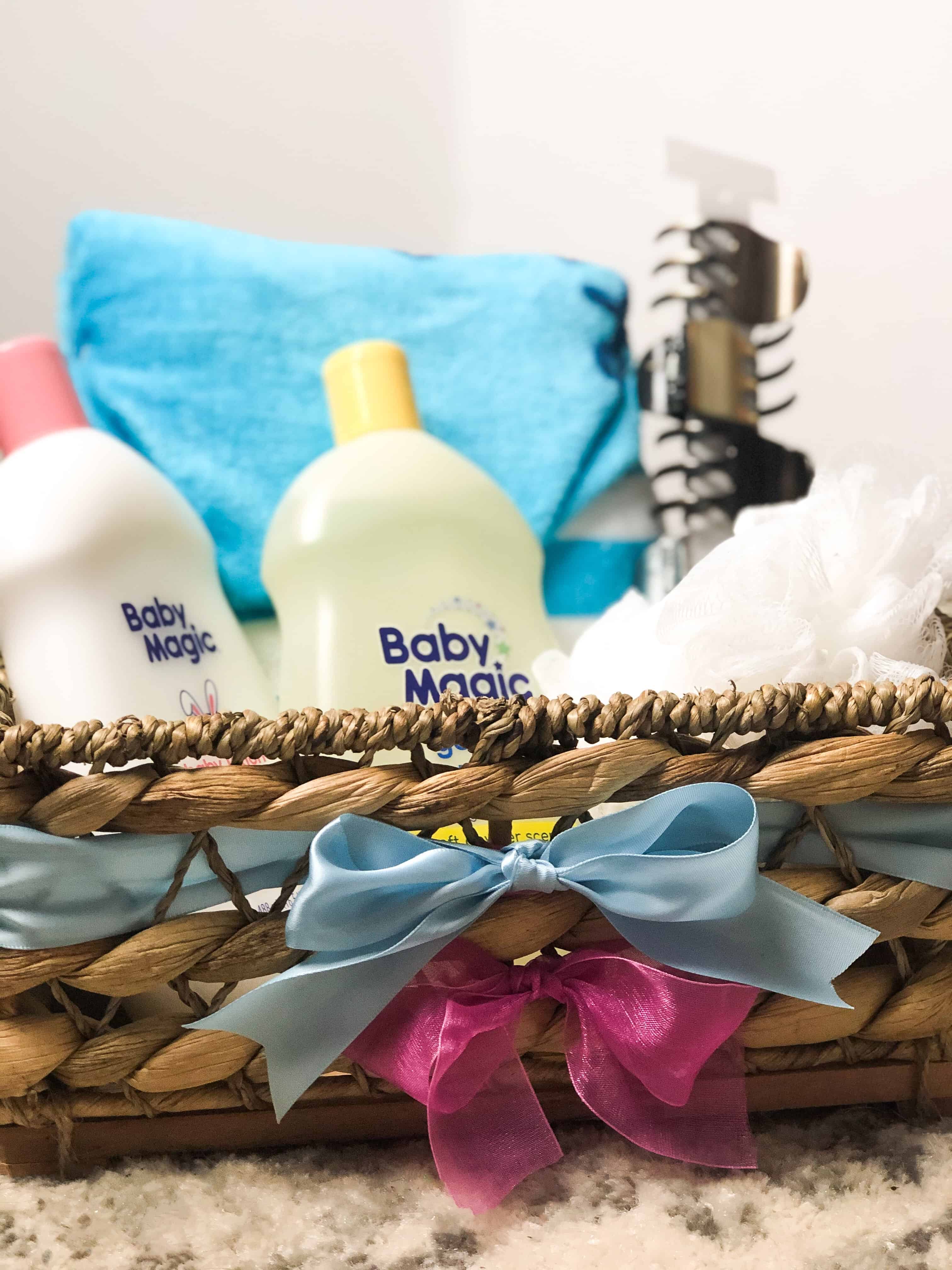 Easy Baby Shower/Gender Reveal Gift Basket + Giveaway! | The Mom Friend