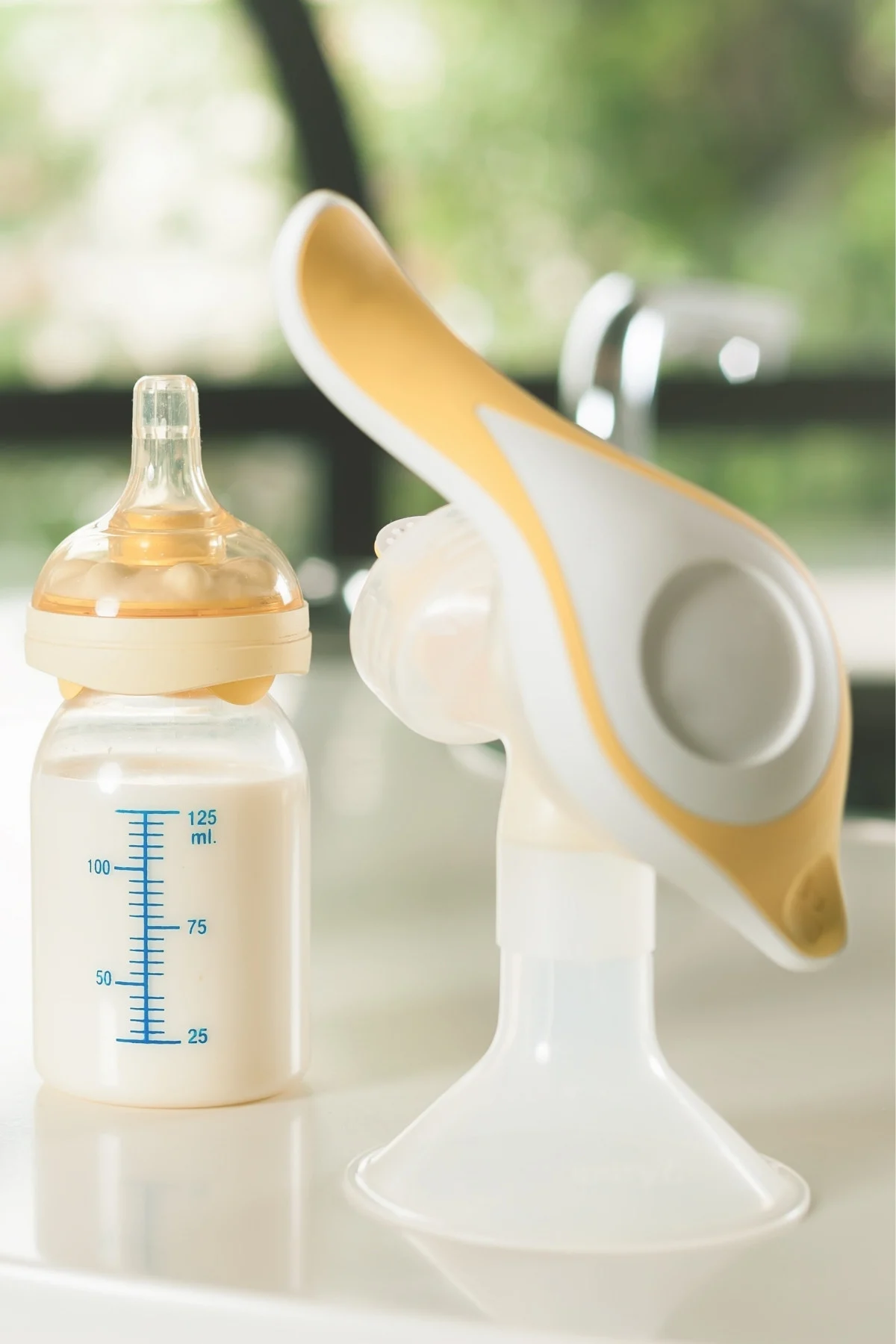 How to Use Medela Quick Clean Products (2022) - Exclusive Pumping